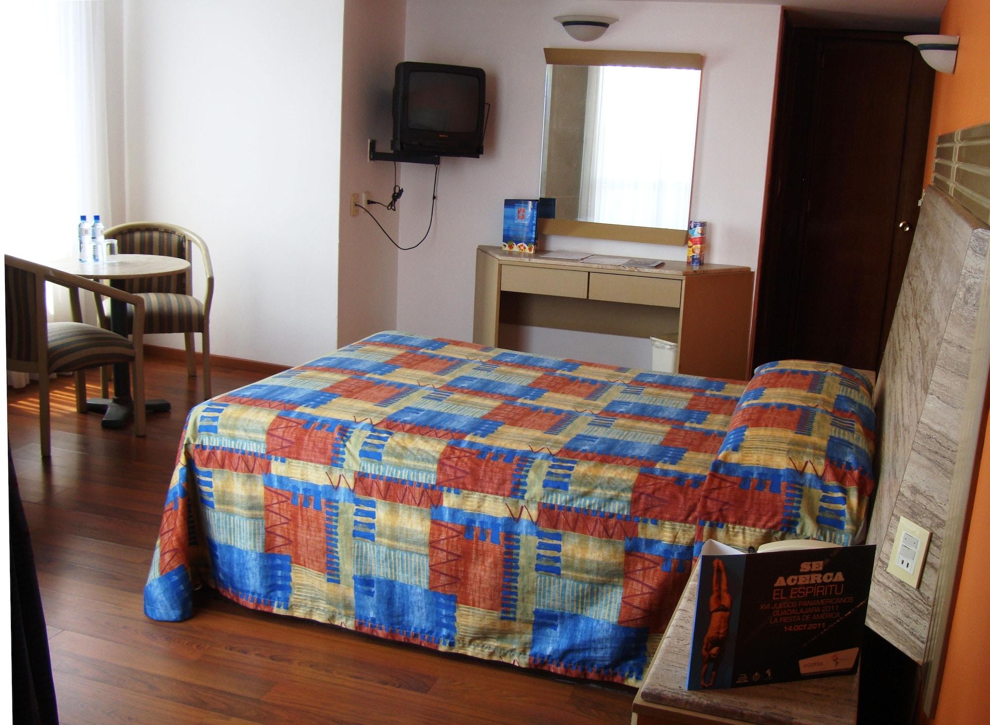 Hotel Cervantes Guadalajara Kültér fotó