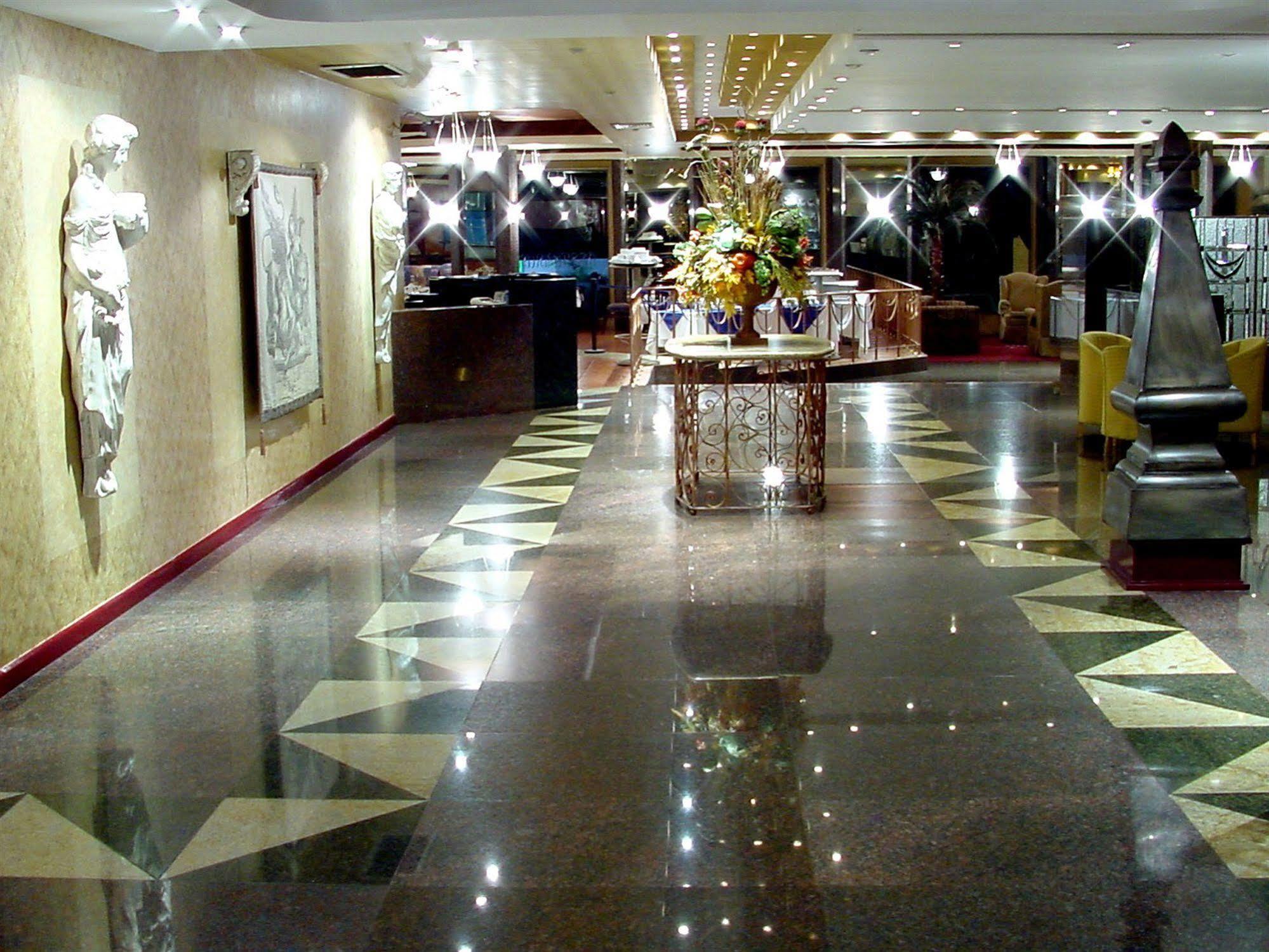 Hotel Cervantes Guadalajara Kültér fotó