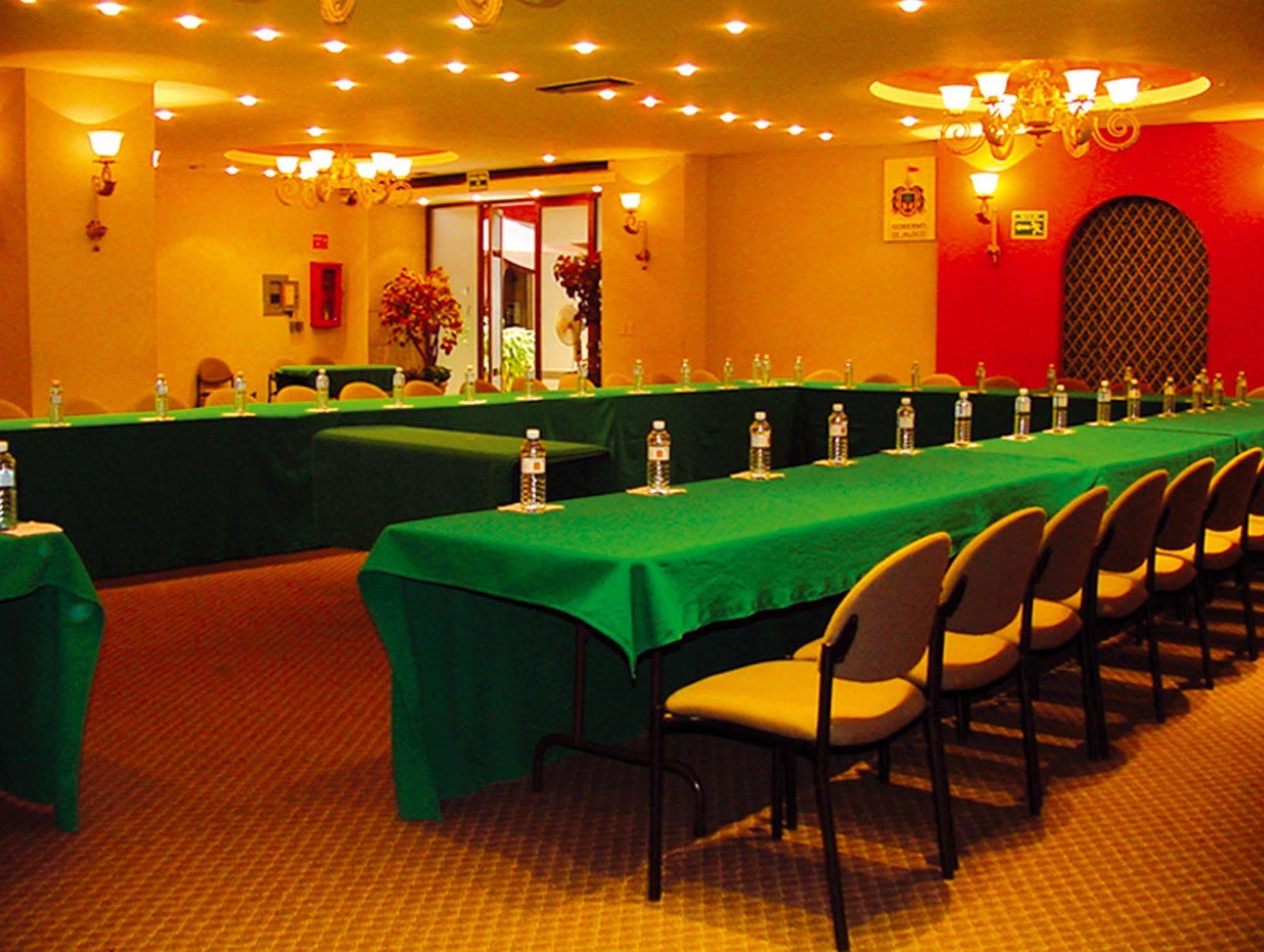 Hotel Cervantes Guadalajara Kültér fotó