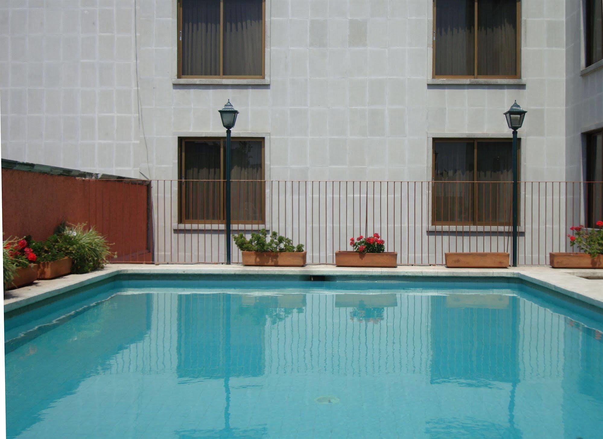Hotel Cervantes Guadalajara Kültér fotó